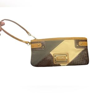 XOXO wristlet Y2K
